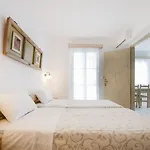 Fragias Studios & Apartments 4*