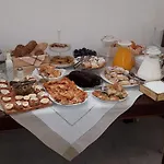 Fragias Studios & Apartments Aparthotel 4*