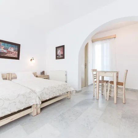 Aparthotel Fragias &