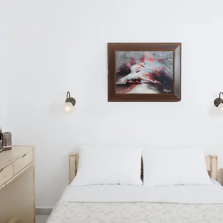 Fragias Studios & Apartments