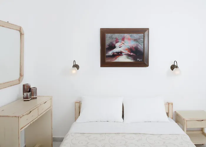 Fragias Studios & Apartments