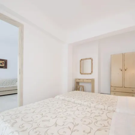 Apart-hotel Fragias &