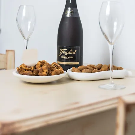 Fragias & Aparthotel