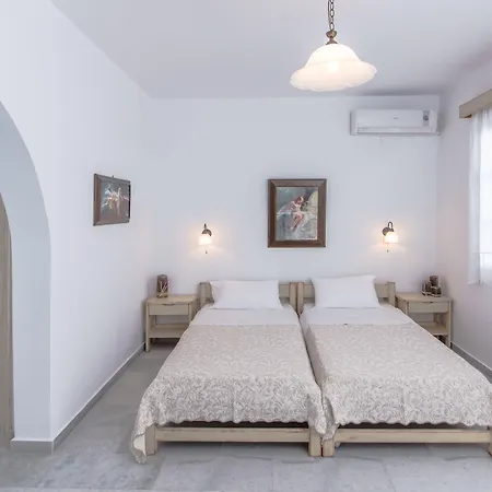 Aparthotel Fragias & 3*