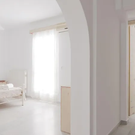 Fragias & Aparthotel Naxos City