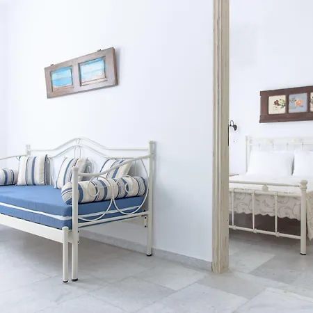 Fragias & Aparthotel 3*