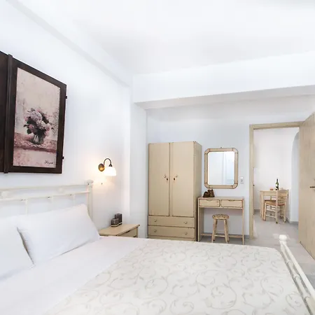 Aparthotel Fragias & 3*