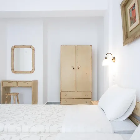 Fragias & Apart-hotel 4*