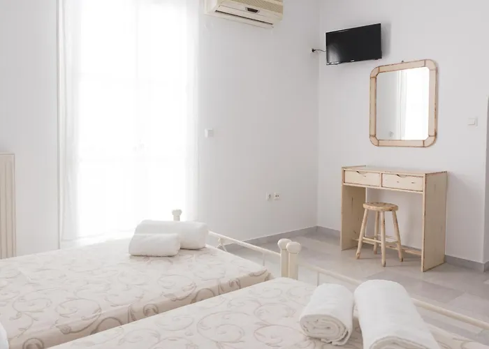 Fragias Studios & Apartments